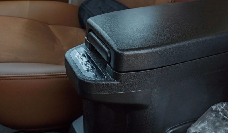 
2026 Toyota Land Cruiser LC76 4.0L AT Petrol (Black) full									