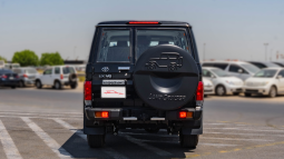 
2026 Toyota Land Cruiser LC76 4.0L AT Petrol (Black) full									