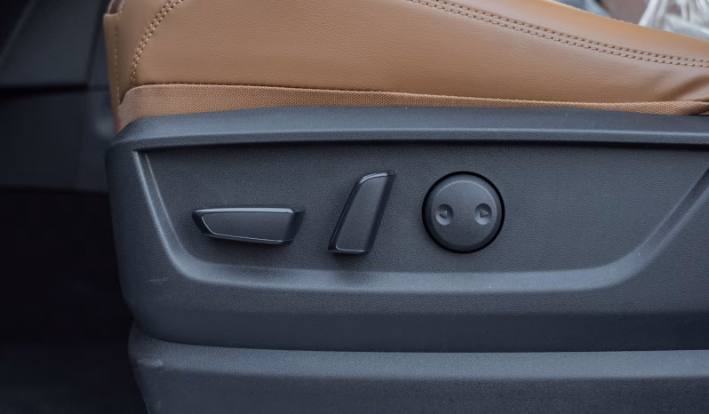 
2026 Nissan Patrol LE Titanium 3.5L AT Petrol TT (Black-Tan) full									