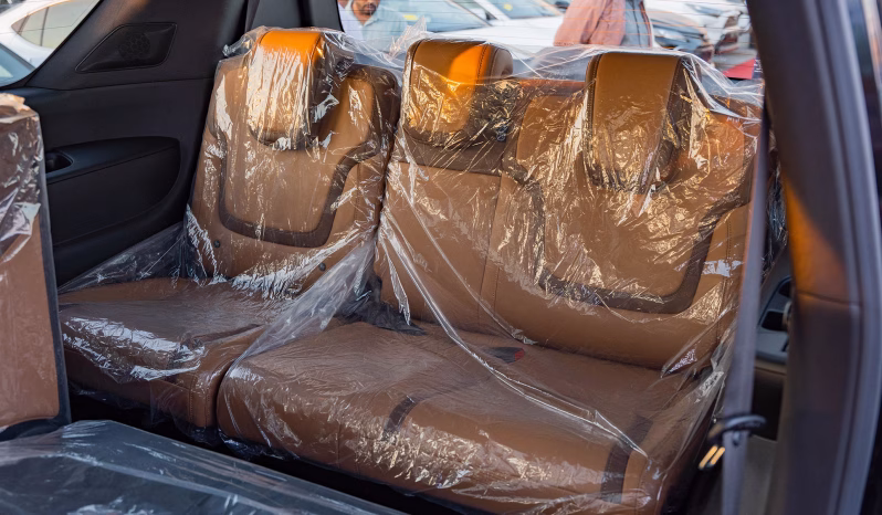 
2026 Nissan Patrol LE Titanium 3.5L AT Petrol TT (Black-Tan) full									