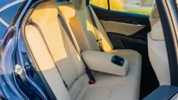 
2026 Toyota Camry LE 2.5L AT Hybrid (Blue) full									