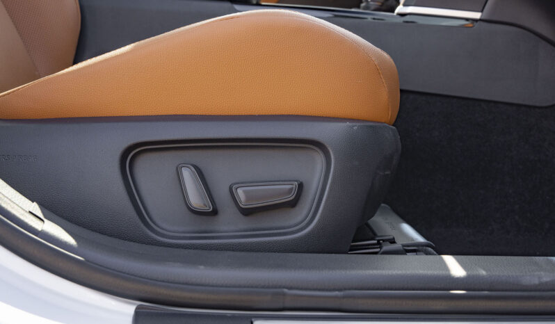 Toyota camry Grande 2.5L Petrol Full option 2025 full