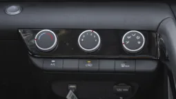 
2025 Hyundai Elantra 1.5L AT Petrol (Chinese Specs) full									