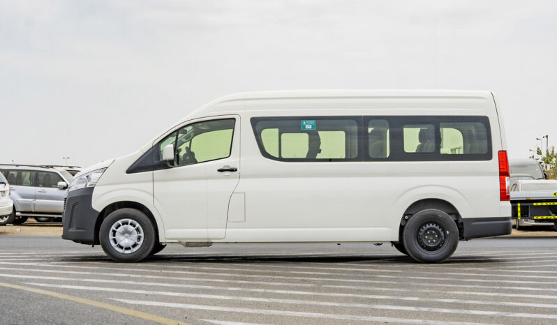 
								2026 Toyota Hiace 3.5L Petrol Manual Transmission High Roof full									
