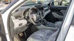 
2026 Toyota Highlander LE 2.5L HEV AT full									