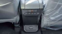 
2026 Toyota Highlander LE 2.5L HEV AT full									