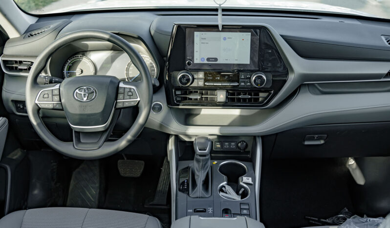 
2026 Toyota Highlander LE 2.5L HEV AT full									