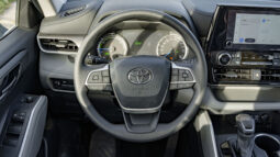 
2026 Toyota Highlander LE 2.5L HEV AT full									