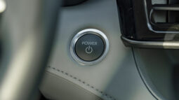 
2026 Toyota Highlander LE 2.5L HEV AT full									