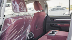 
										2025 Toyota Hilux 2.7L D/C AT Petrol full									