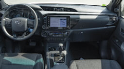 
2025 Toyota Hilux Adventure 4.0L petrol AT full									