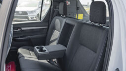 
2025 Toyota Hilux Adventure 4.0L petrol AT full									