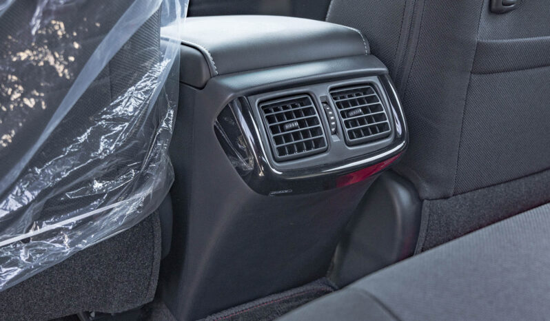 
2025 Toyota Hilux Adventure 4.0L petrol AT full									