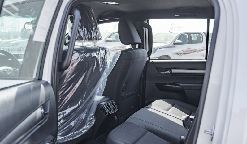 
2025 Toyota Hilux Adventure 4.0L petrol AT full									