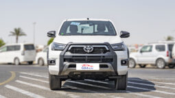 
2025 Toyota Hilux Adventure 4.0L petrol AT full									