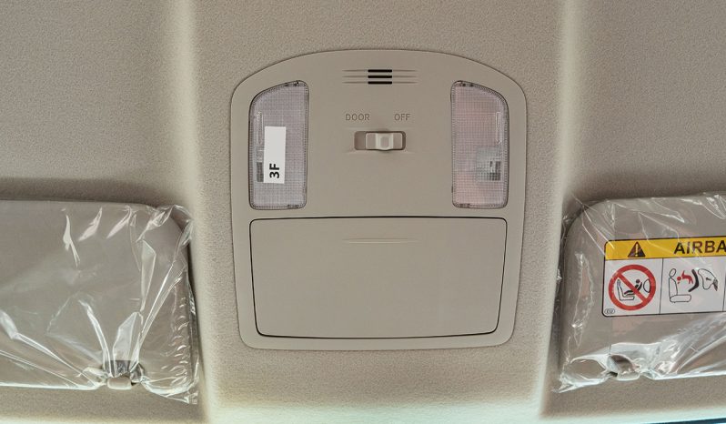 
2025 Toyota Hilux TRD SR5 4.0L Petrol AT full									