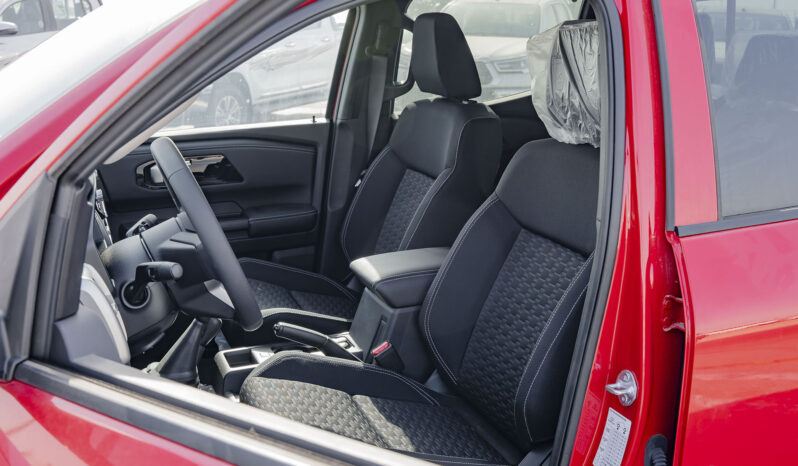 
								2025 Mitsubishi L200 2.4L Petrol MT – Red with Black Interior full									