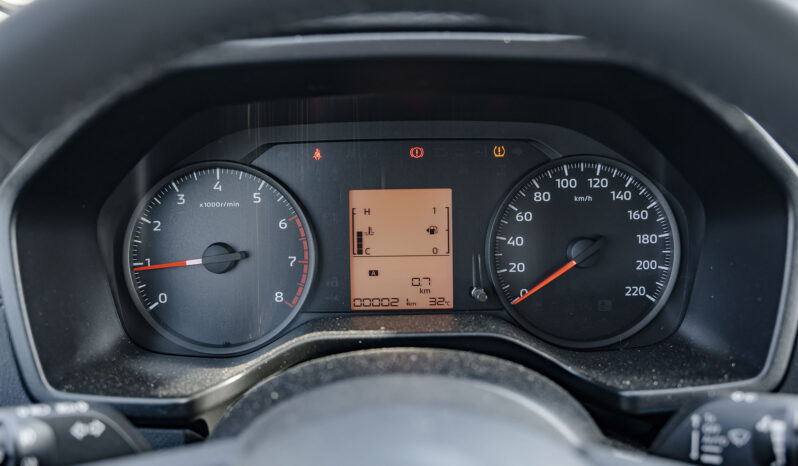 
								2025 Mitsubishi L200 2.4L Petrol MT – Red with Black Interior full									