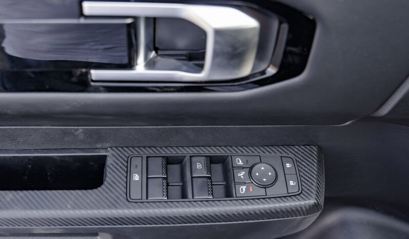 
								2025 Mitsubishi L200 2.4L Petrol MT – Red with Black Interior full									