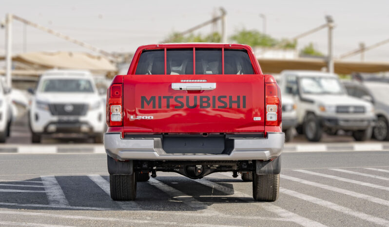
								2025 Mitsubishi L200 2.4L Petrol MT – Red with Black Interior full									