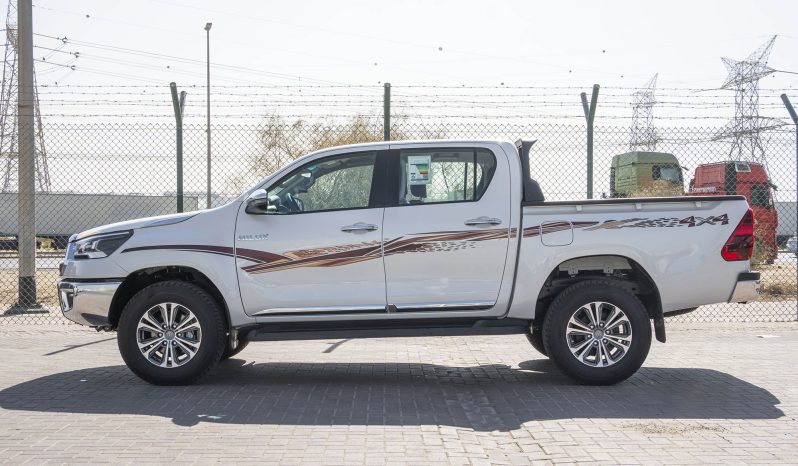 
2026 Toyota Hilux DC 2.7L Petrol AT full									