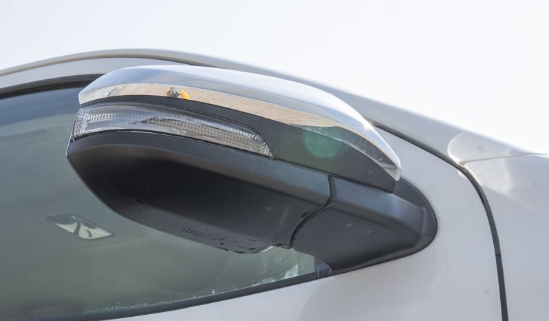 
2026 Toyota Hilux DC 2.7L Petrol AT full									