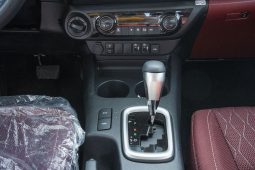 
2026 Toyota Hilux DC 2.7L Petrol AT full									