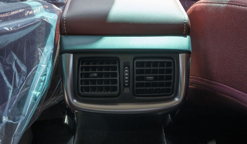 
2026 Toyota Hilux DC 2.7L Petrol AT full									