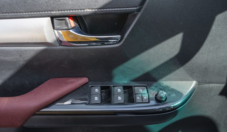 
2026 Toyota Hilux DC 2.7L Petrol AT full									