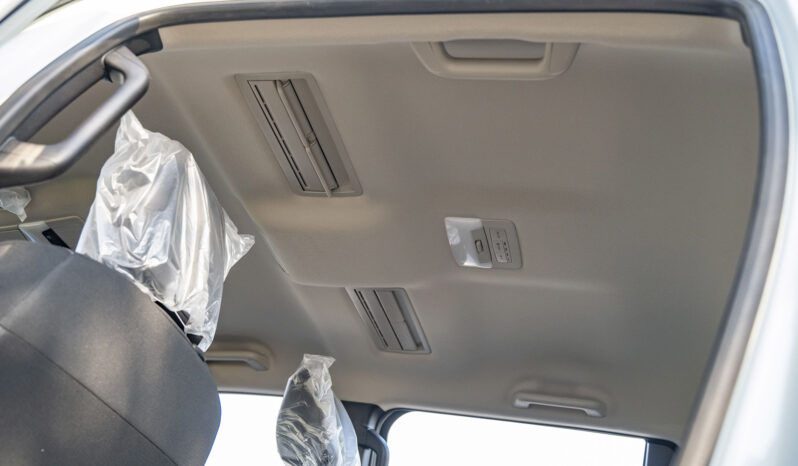 
2025 Mitsubishi L200 2.4L Petrol Manual Transmission full									