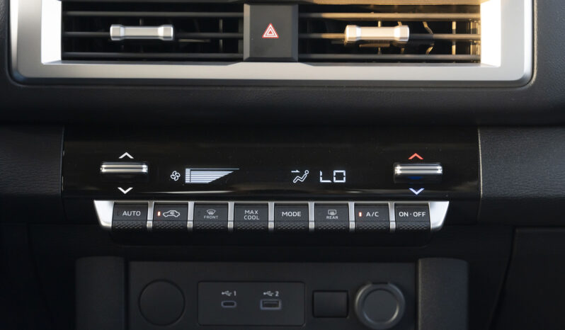 
2025 Mitsubishi L200 2.4L Petrol Manual Transmission full									