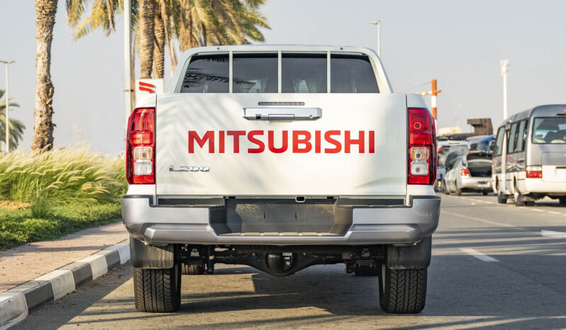 
2025 Mitsubishi L200 2.4L Petrol Manual Transmission full									