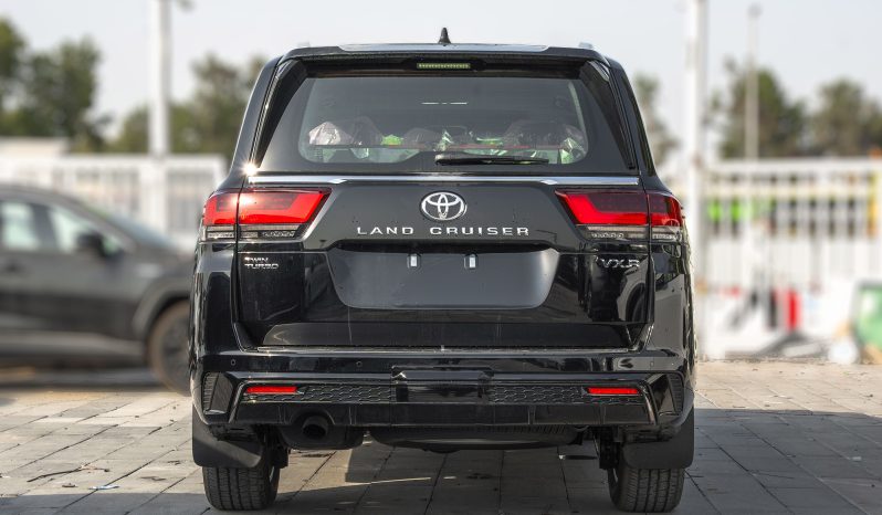 
Toyota LC300 VXR TT 3.5L Petrol 2026 full									