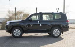 
2026 Toyota Land Cruiser GXR 4.0L AT Petrol (Black-Beige) full									