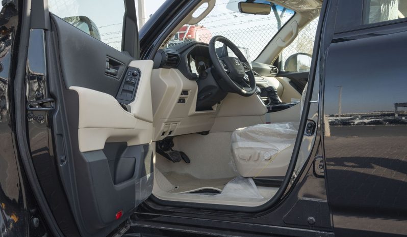 
2026 Toyota Land Cruiser GXR 4.0L AT Petrol (Black-Beige) full									