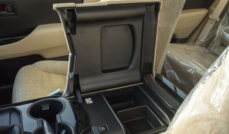 
2026 Toyota Land Cruiser GXR 4.0L AT Petrol (Black-Beige) full									