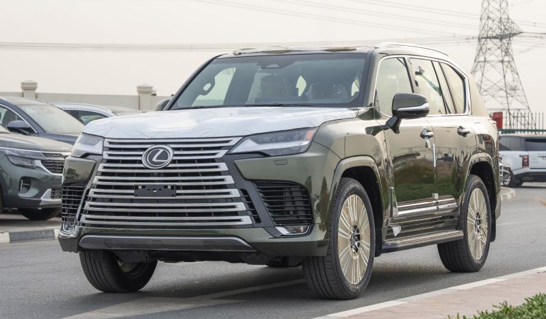
Lexus LX600 Signature 7 seaters 3.5L petrol 2026 model – green full									