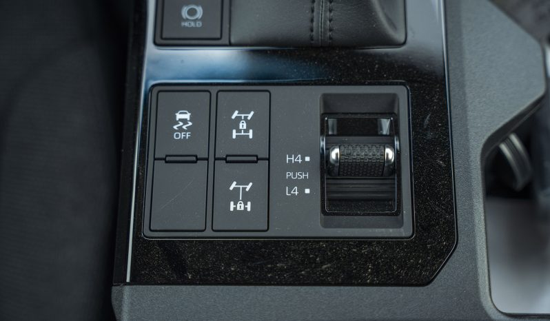 
Toyota Prado T2 2.8L Diesel 2026 AT full									