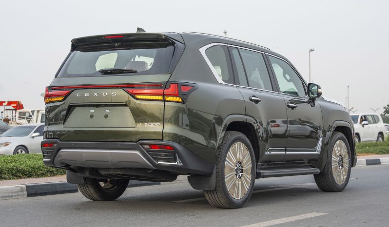 
Lexus LX600 Signature 7 seaters 3.5L petrol 2026 model – green full									