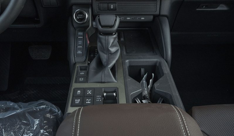 
2026 Toyota Prado Adventure 2.8L Diesel AT full									