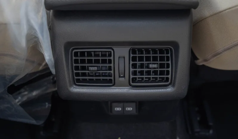 
2026 Toyota Camry LE 2.5L AT Hybrid (Blue) full									