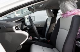 
2025 Toyota Corolla XLI 1.6L AT Petrol (White) full									