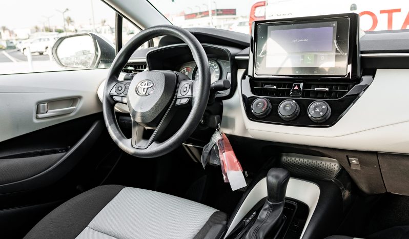 
2025 Toyota Corolla XLI 1.6L AT Petrol (White) full									