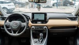 
2025 Toyota Rav4 Limited 2.5L AWD AT Hybrid (Silver-Tan) full									