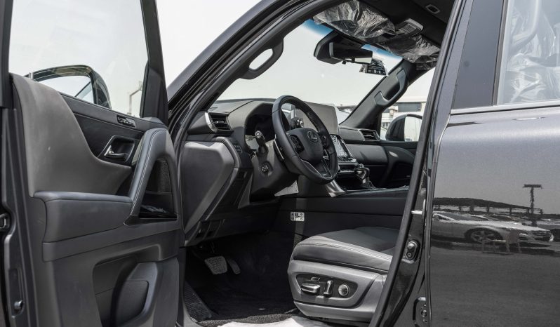 
								2025 Lexus LX600 Over-Trail 3.5L AT Petrol full									