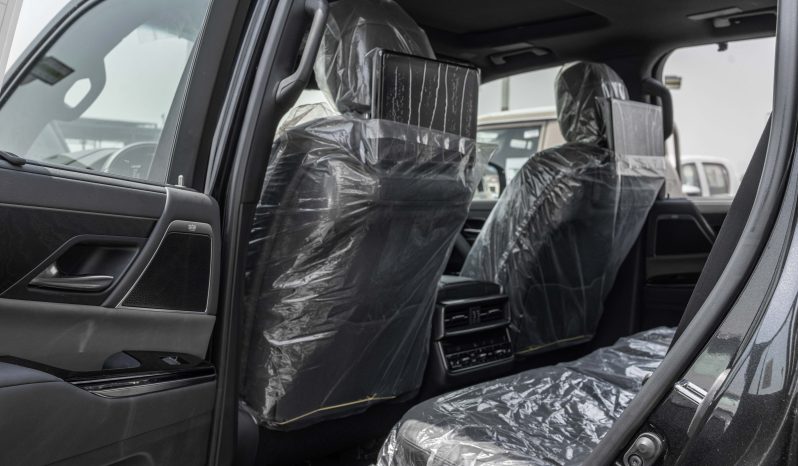 
								2025 Lexus LX600 Over-Trail 3.5L AT Petrol full									