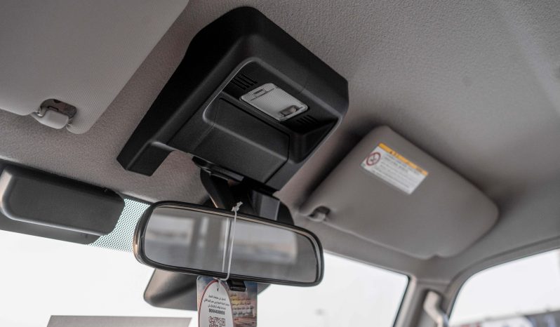 
2025 Toyota Land Cruiser LC79 SC 2.8L AT Diesel full									