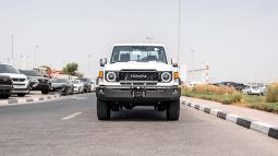 
										2025 Toyota Land Cruiser LC 79 2.8L AT Diesel (White-Brown) full									