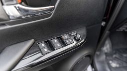 
2025 Toyota Hilux Adventure 4.0L AT Petrol (Black-Black) full									