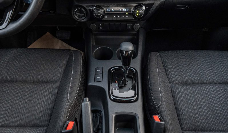 
2025 Toyota Hilux Adventure 4.0L AT Petrol (Black-Black) full									